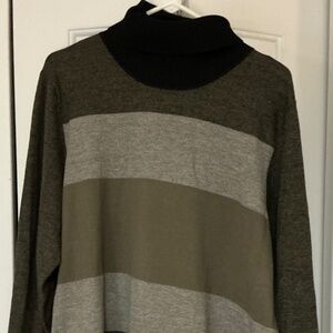 Calvin Klein women’s oversized turtleneck green black gray size XL